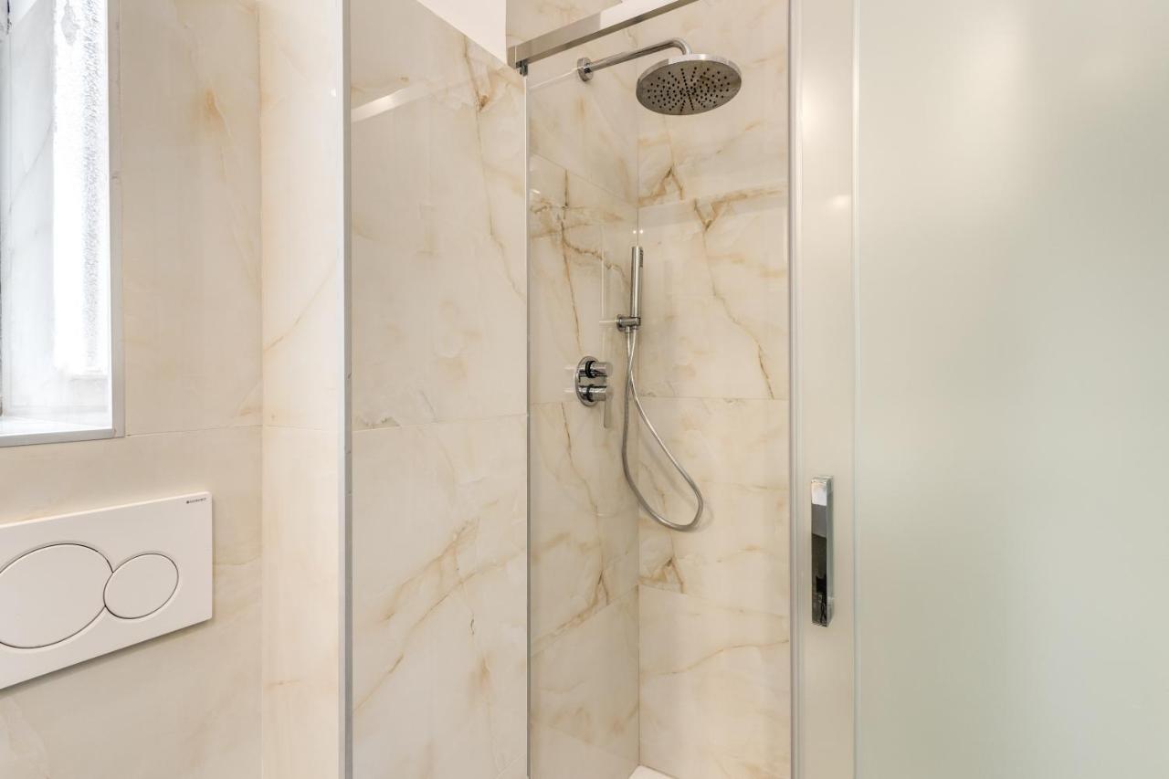 Nala Luxury Apartment With Terrace Roma Ngoại thất bức ảnh